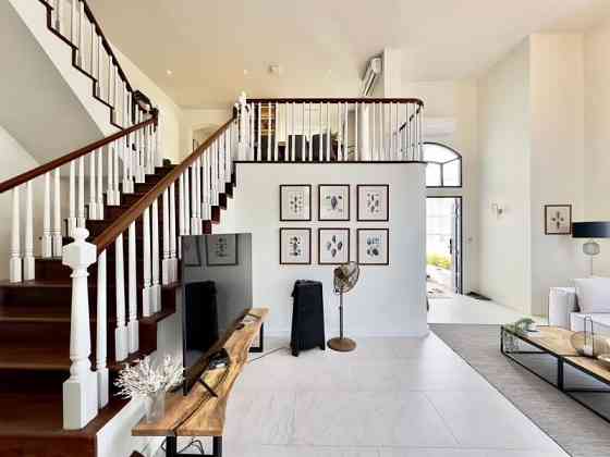 5-Bedroom, 6-Bathroom House Pattaya