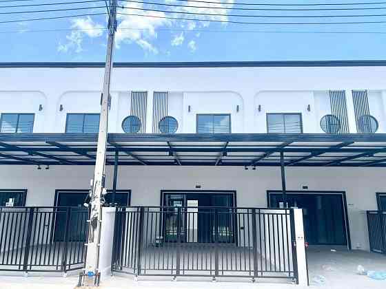 2 Bedrooms 1 Bathroom - Townhouse Pattaya