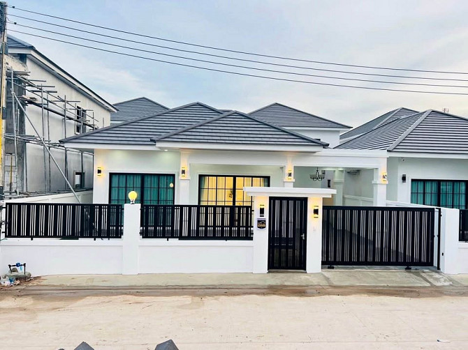 3 Bedroom 3 Bathroom House Pattaya - photo 1