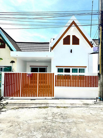 2 Bedroom, 1 Bath House Pattaya - photo 19