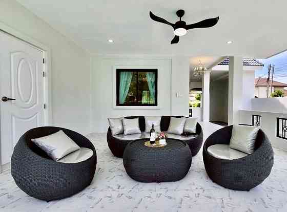 4 Bedroom, 4 Bathroom House Pattaya