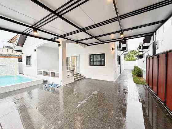 4 Bedroom, 3 Bathroom House Pattaya