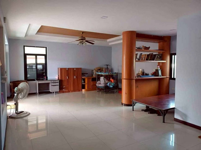 4 Bedroom, 3 Bathroom House Pattaya - photo 5