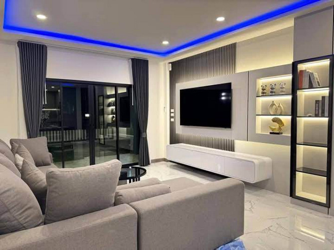 5 Bedroom, 4 Bathroom House Pattaya - photo 3