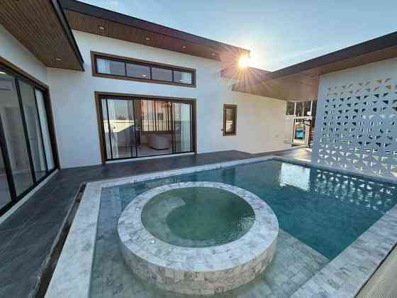 3 Bedroom, 4 Bathroom House Pattaya