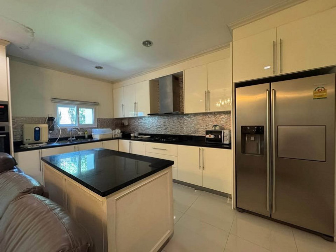 4 Bedroom 3 Bathroom House Pattaya - photo 7