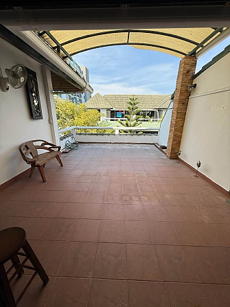 Townhouse with Bedrooms: 3 and Bathrooms: 3 Pattaya - photo 16