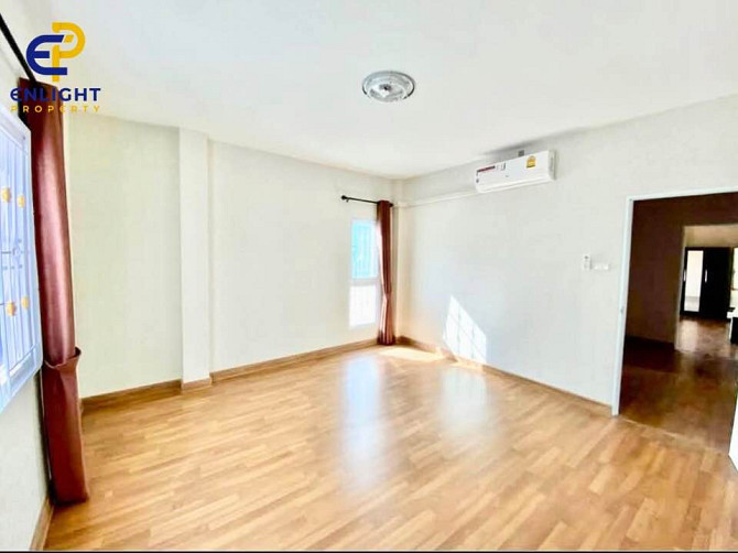 2 Bedroom, 2 Bathroom House Pattaya - photo 12
