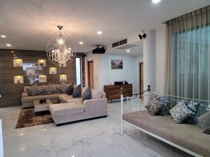 6 bedroom, 6 bathroom house Pattaya - photo 3