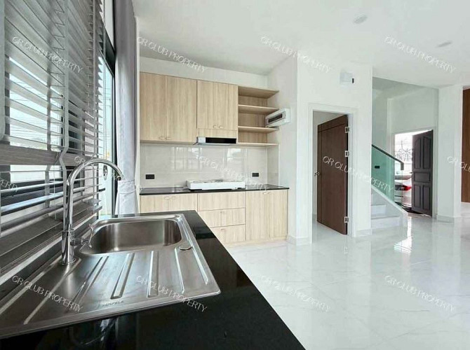 3 Bedroom, 3 Bathroom House Pattaya - photo 4