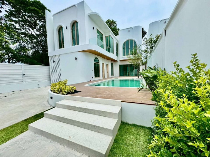 5 bedroom, 6 bathroom house Pattaya - photo 7
