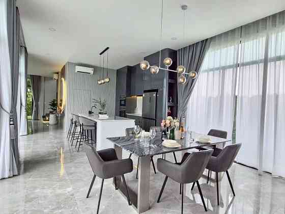 4 bedrooms 5 bathrooms - House Pattaya