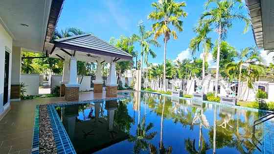 3 beds 2 baths House Pattaya