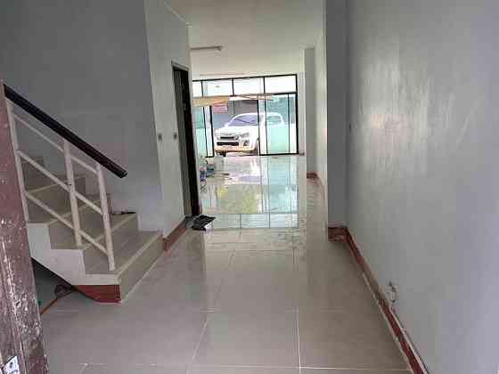 3 Bedrooms, 4 Bathrooms - Townhouses Пхукет