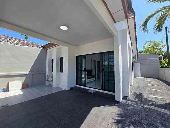 2 Bedrooms, 1 Bathroom - House Phuket