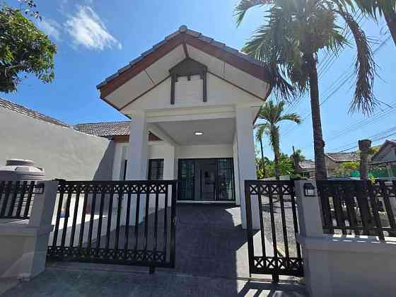 2 Bedrooms, 1 Bathroom - House Phuket