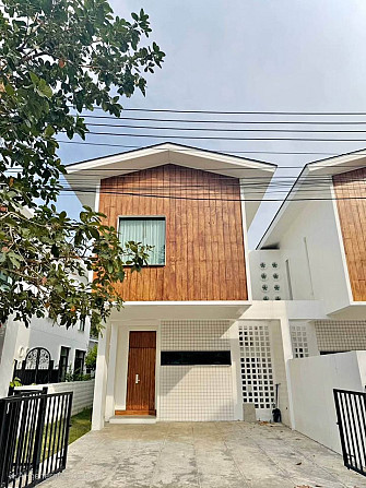 3 Bedrooms, 3 Bathrooms -House Phuket - photo 1