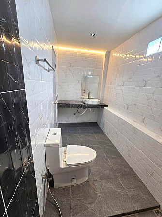 3 Bedrooms, 2 Bathrooms Phuket - photo 8