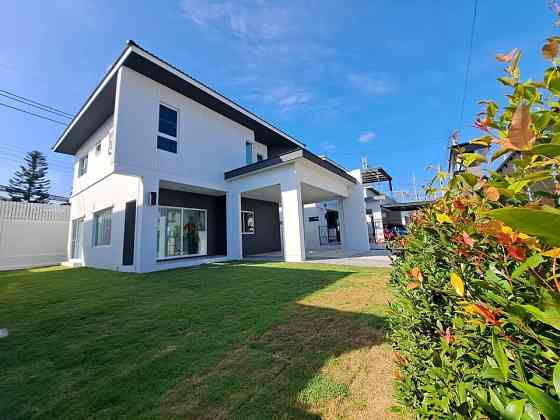 House From Bedrooms: 3 And Bathrooms: 2 Пхукет
