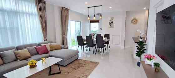 4 Beds 4 Baths - House Пхукет