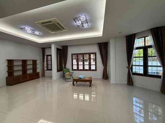 4 Bedrooms, 5 Bathrooms Пхукет
