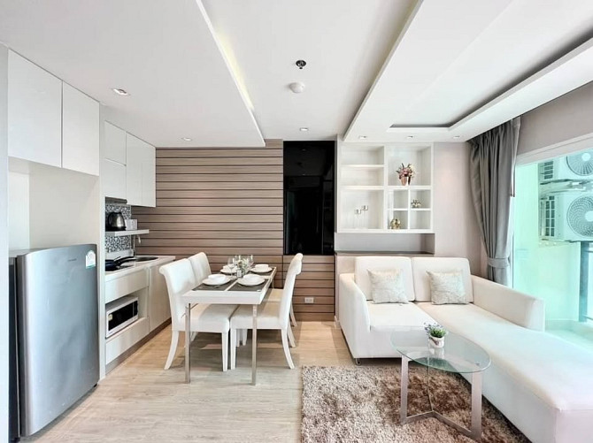 1 Bedroom Apartment, 1 Bathroom Pattaya - photo 2