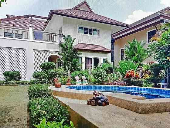 3 Beds 3 Baths - House Pattaya
