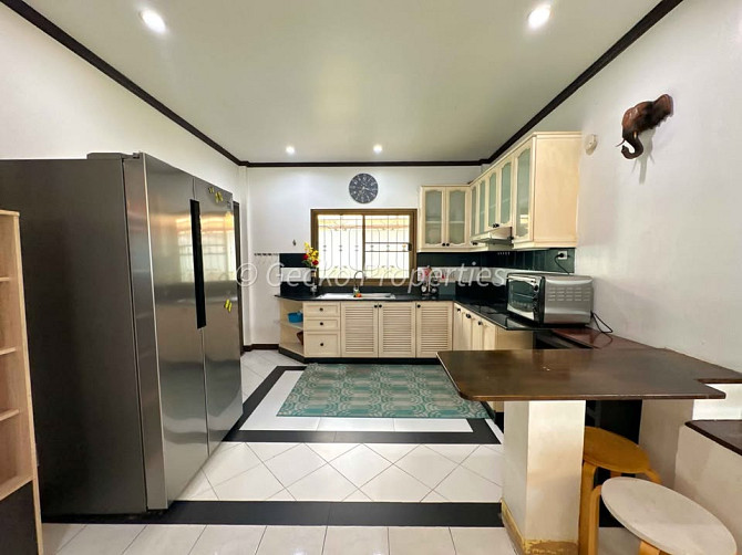 3 Beds 2 Baths House Pattaya - photo 8