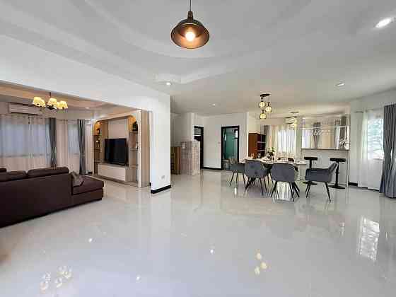 4 Beds 4 Bathrooms – House Pattaya