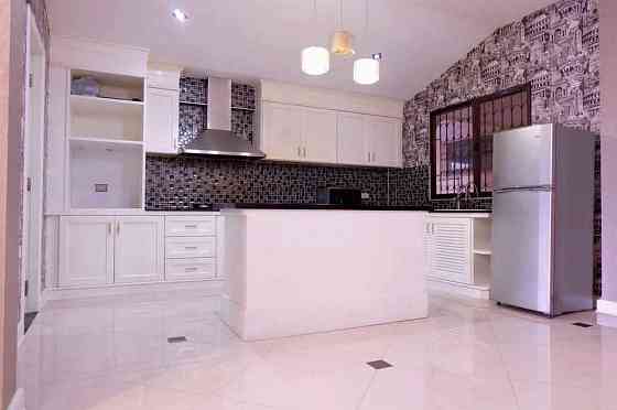 3 Beds 3 Baths - House Pattaya