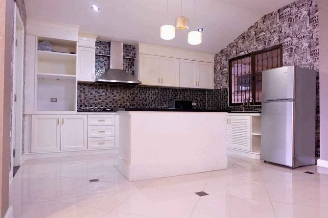 3 Beds 3 Baths - House Pattaya - photo 4