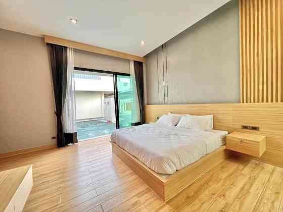 3 Beds 4 Baths - House Pattaya