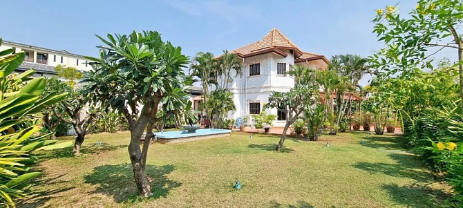 4 Bedrooms, 3 Bathrooms Pattaya - photo 1