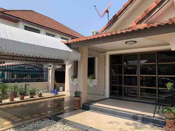 3 Bedrooms, 3 Bathrooms -House Pattaya