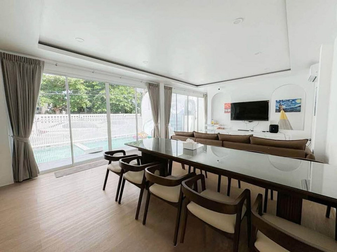 Maison de 4 Chambres, 5 Salles de Bains Pattaya - photo 7