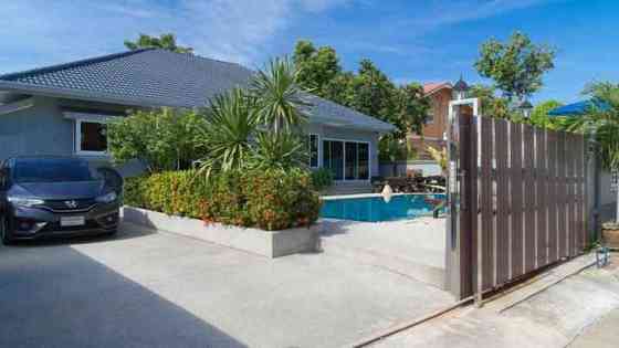 5 Bedrooms, 5 Bathrooms - Apartments Pattaya