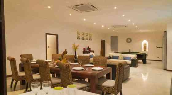5 Bedrooms, 5 Bathrooms - Apartments Pattaya