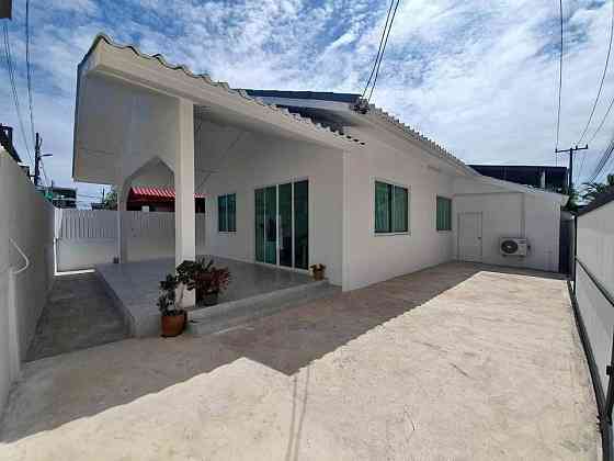 3 Beds 2 Baths - House Pattaya