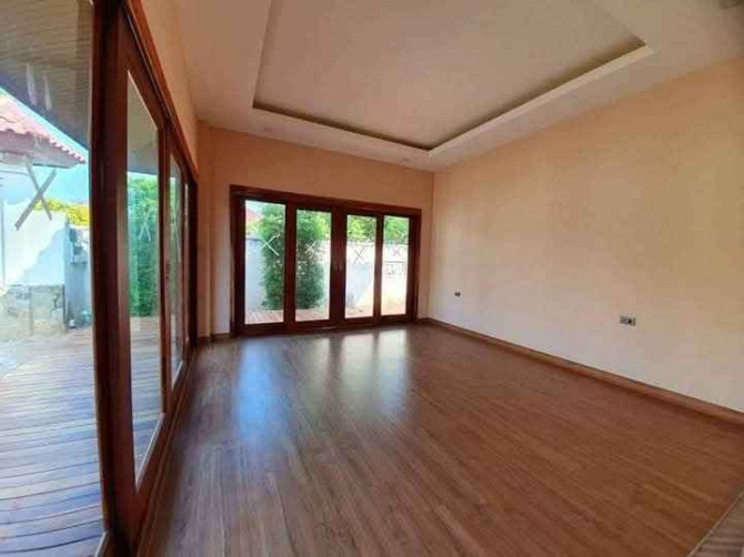 3 Chambres, 3 Salles de Bains - Maison Pattaya - photo 8