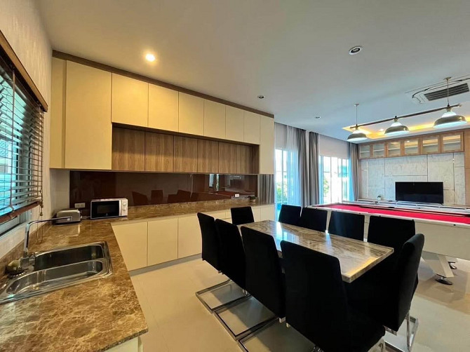 5 Chambres, 4 Salles de Bain - Maisons Pattaya - photo 8