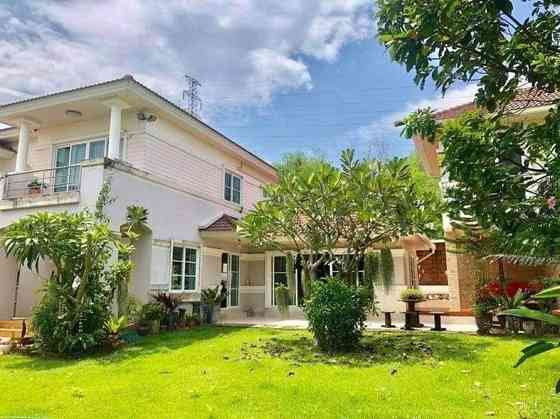 4 Beds 4 Baths House Pattaya