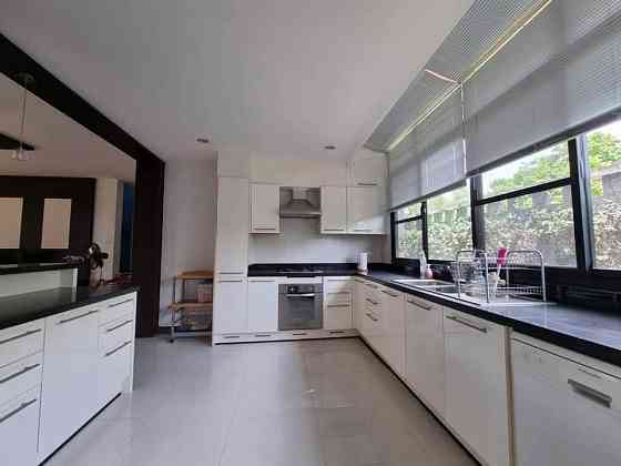 3 Beds 3 Baths - House Паттая