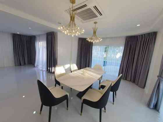 3 Bedrooms, 4 Bathrooms Pattaya