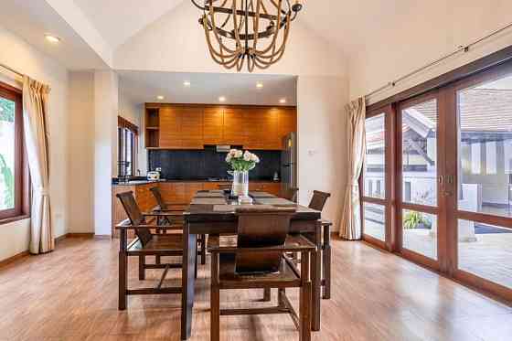 4 Bedrooms, 5 Bathrooms - Home Pattaya