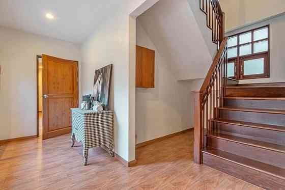 4 Bedrooms, 5 Bathrooms - Home Pattaya