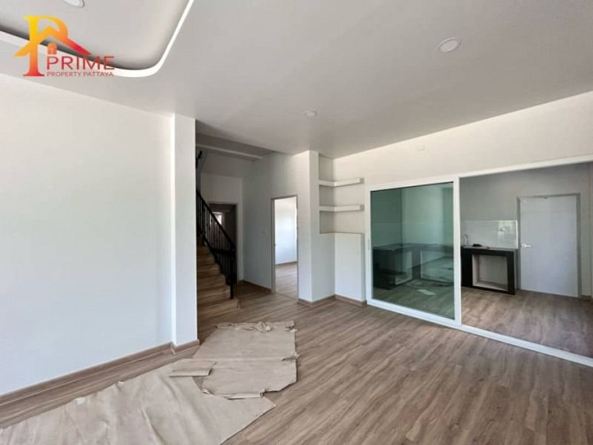 4 Bedrooms, 3 Bathrooms Pattaya - photo 6