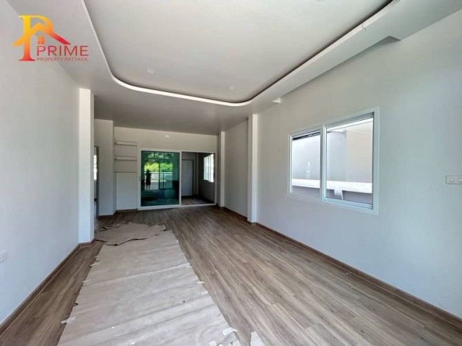 4 Bedrooms, 3 Bathrooms Pattaya - photo 4