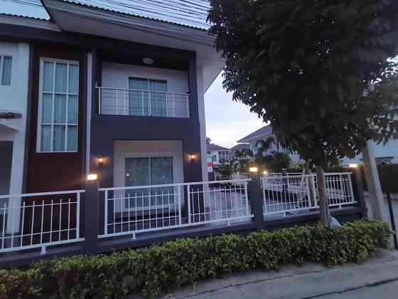 4 Beds 3 Baths - House Pattaya