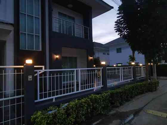 4 Beds 3 Baths - House Pattaya