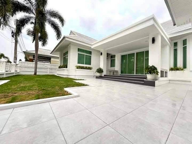 3 Bedrooms, 3 Bathrooms -House Pattaya - photo 1